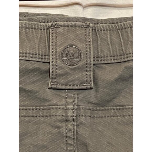 Wrangler Mens Size 42 Light Gray Cargo Shorts With Multiple Pockets & Belt Loops - Picture 9 of 10